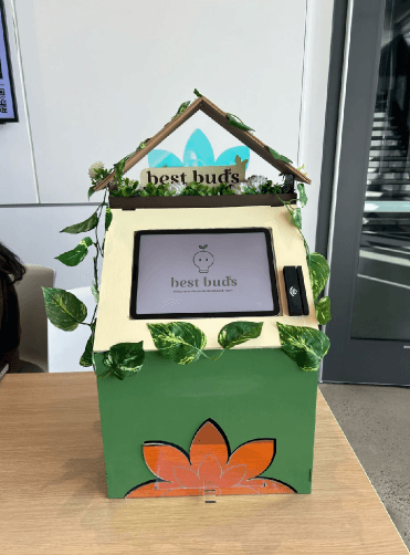 Kiosk 1